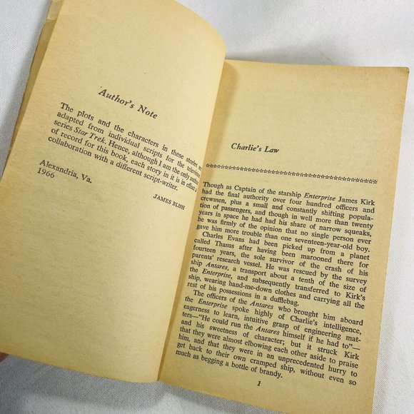 Star Trek Chilling Journey Through Worlds Beyond Imagination Vintage Paper Book - Picture 8 of 9